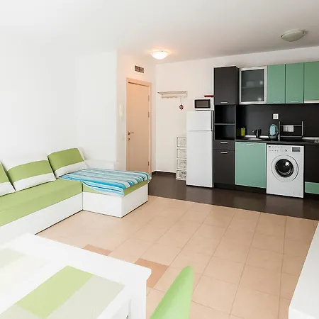 Dream 3 Butterfly Apartment *